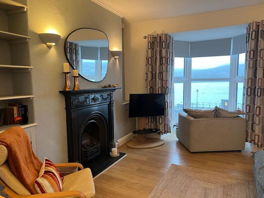 Harbourside 2 Bed Apartment, Barmouth Bridge Views Exterior foto